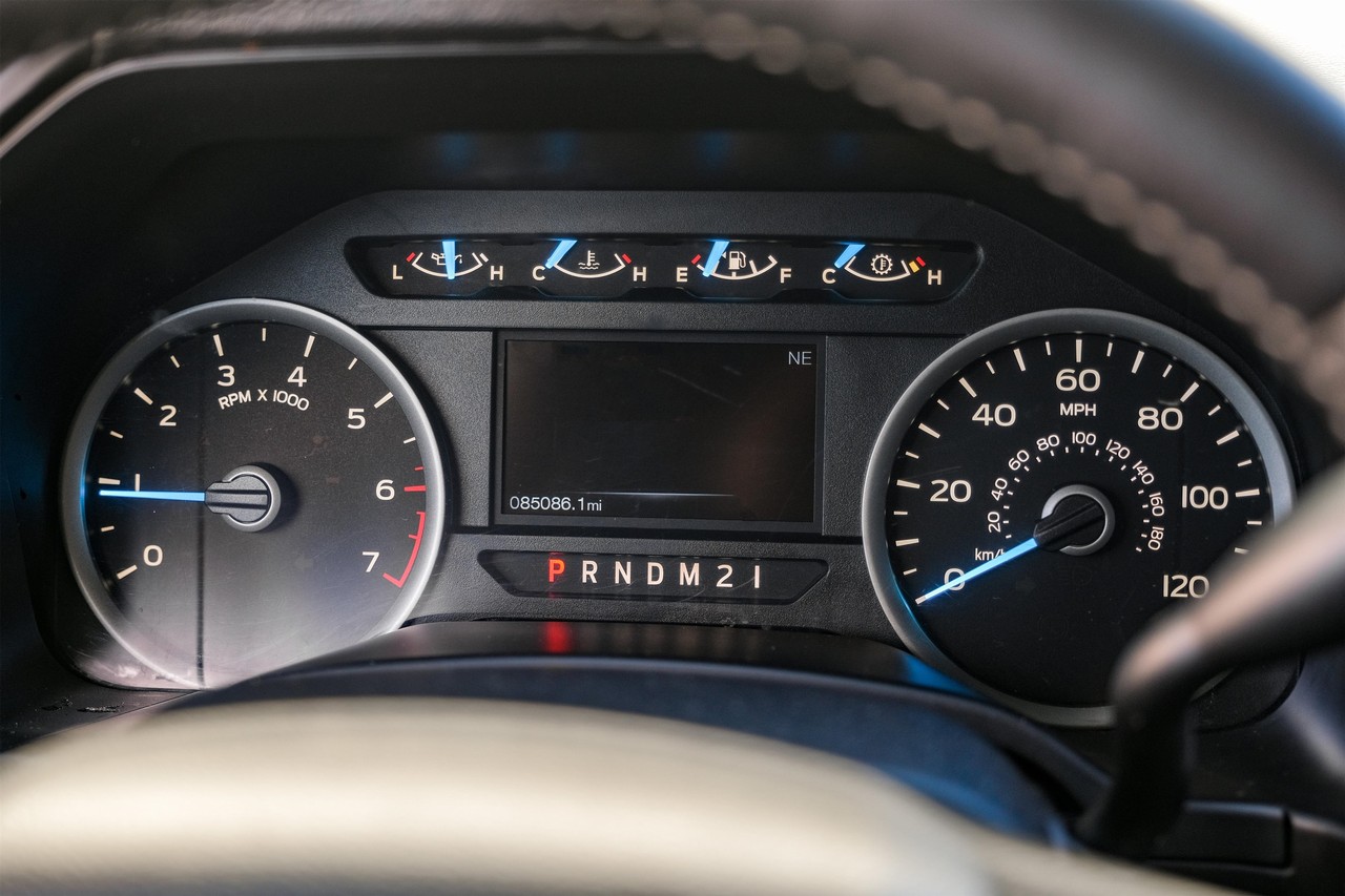 Ford F-150 Vehicle Main Gallery Image 18