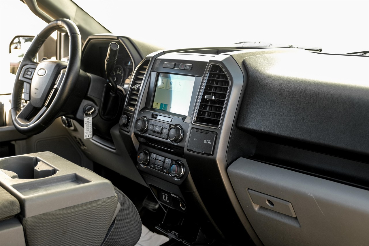 Ford F-150 Vehicle Main Gallery Image 25