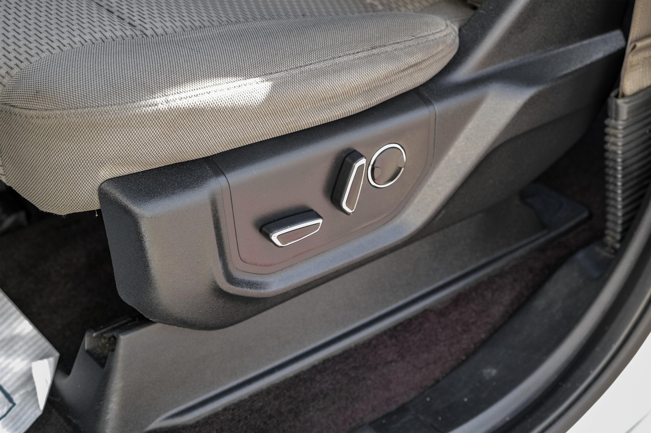 Ford F-150 Vehicle Main Gallery Image 30