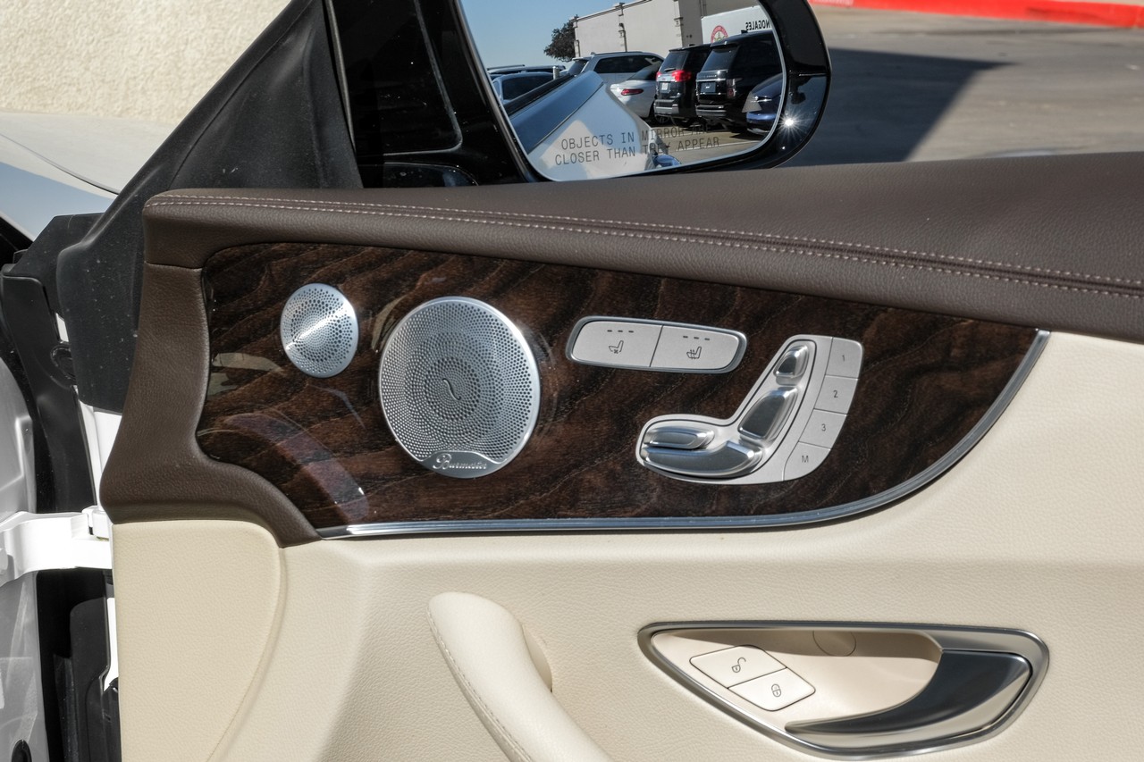 Mercedes-Benz E 450 Vehicle Main Gallery Image 37