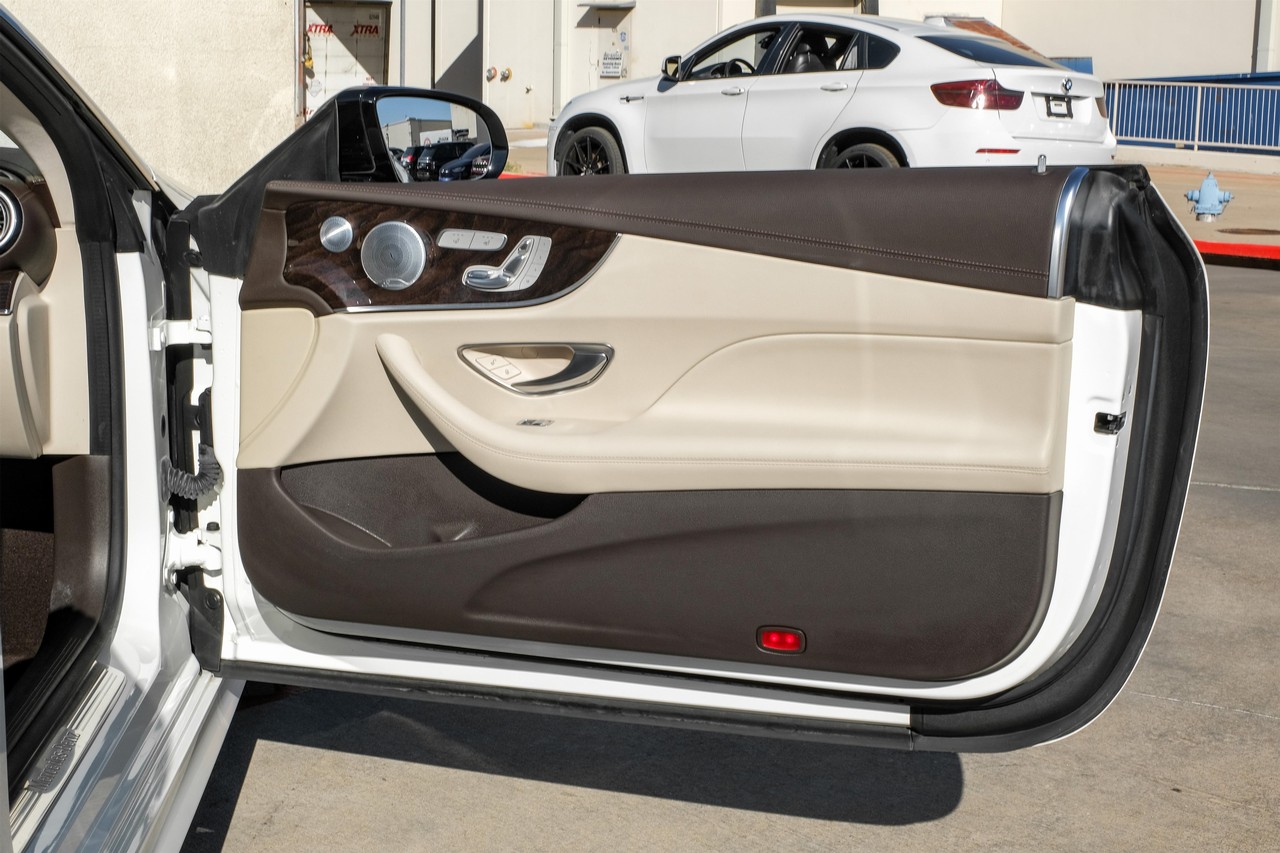 Mercedes-Benz E 450 Vehicle Main Gallery Image 38