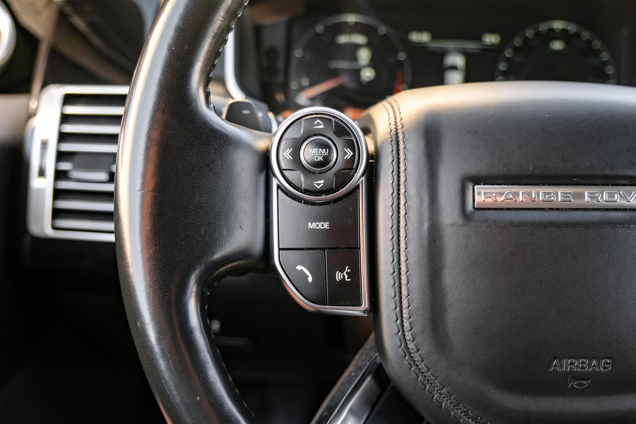 Land Rover Range Rover Vehicle Main Gallery Image 17