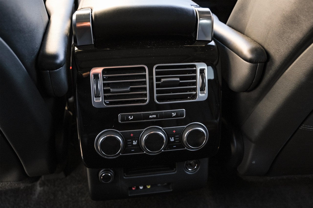 Land Rover Range Rover Vehicle Main Gallery Image 36