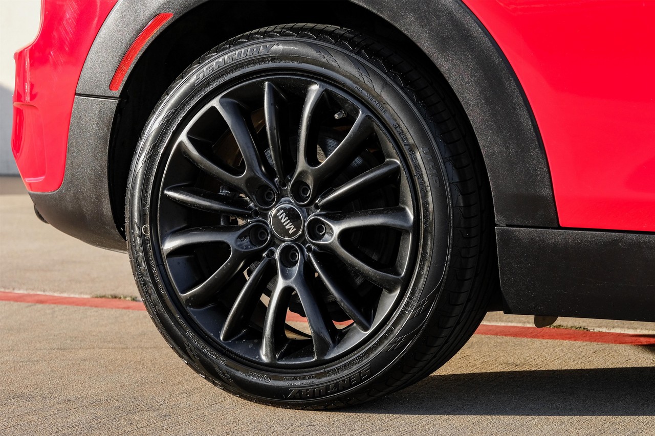 MINI Cooper Vehicle Main Gallery Image 55