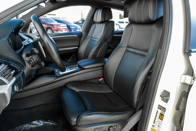 BMW X6 M Vehicle Main Gallery Image 31