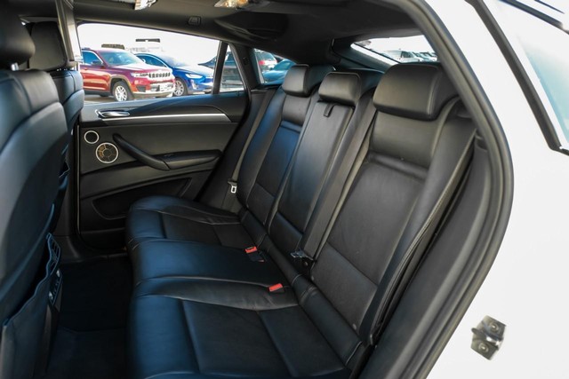 BMW X6 M Vehicle Main Gallery Image 39