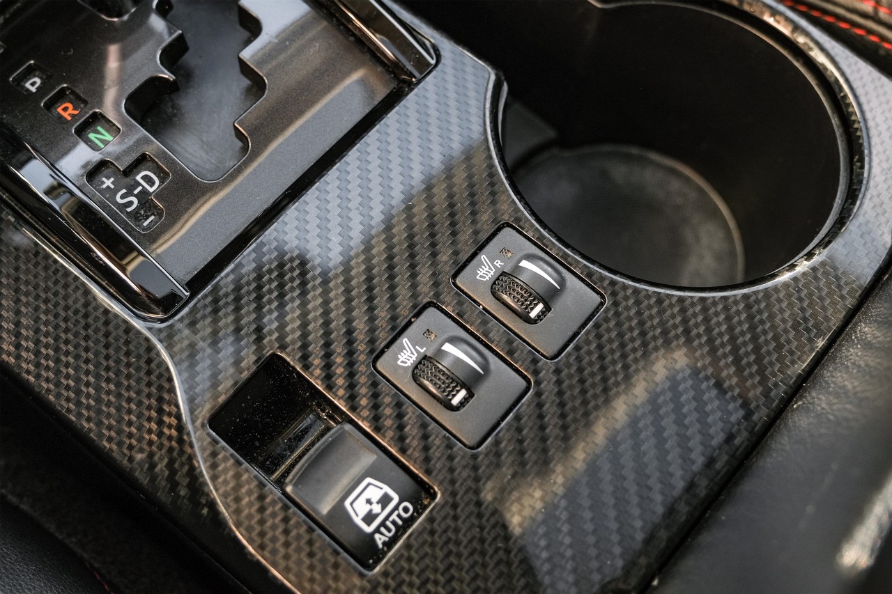 Toyota 4Runner Vehicle Main Gallery Image 25