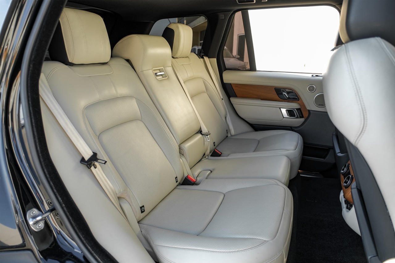 Land Rover Range Rover Vehicle Main Gallery Image 33