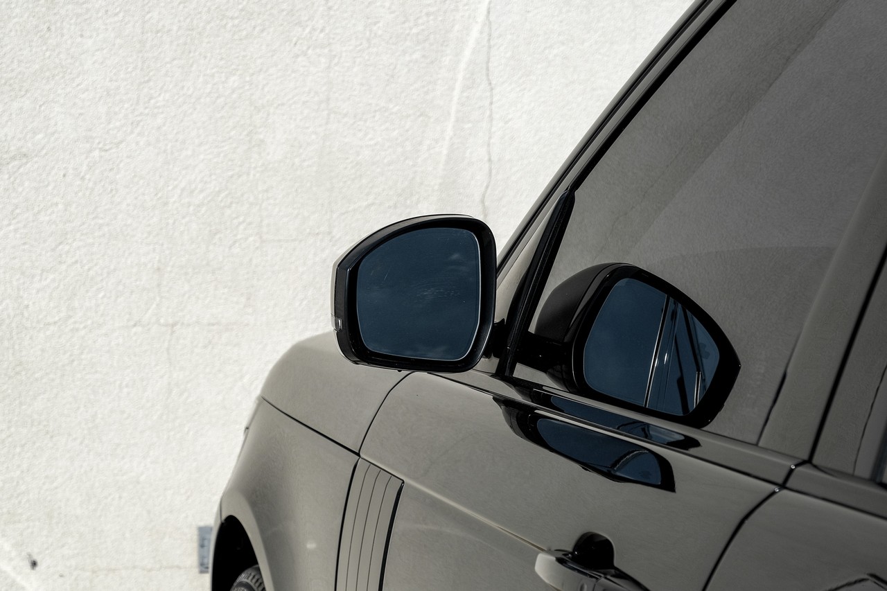 Land Rover Range Rover Vehicle Main Gallery Image 39