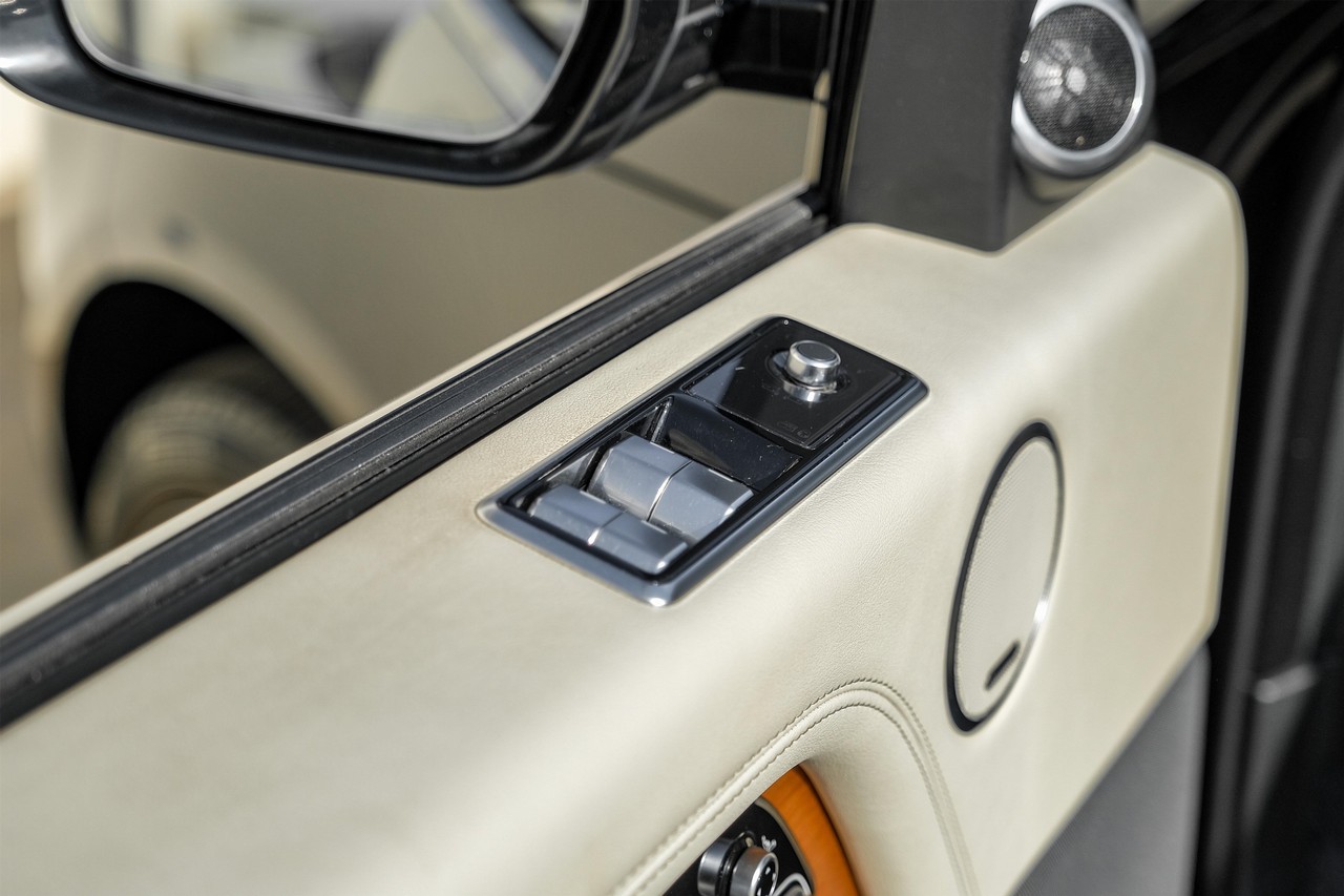 Land Rover Range Rover Vehicle Main Gallery Image 41