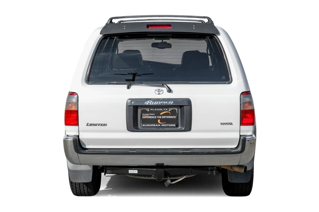 Toyota 4Runner Vehicle Main Gallery Image 10