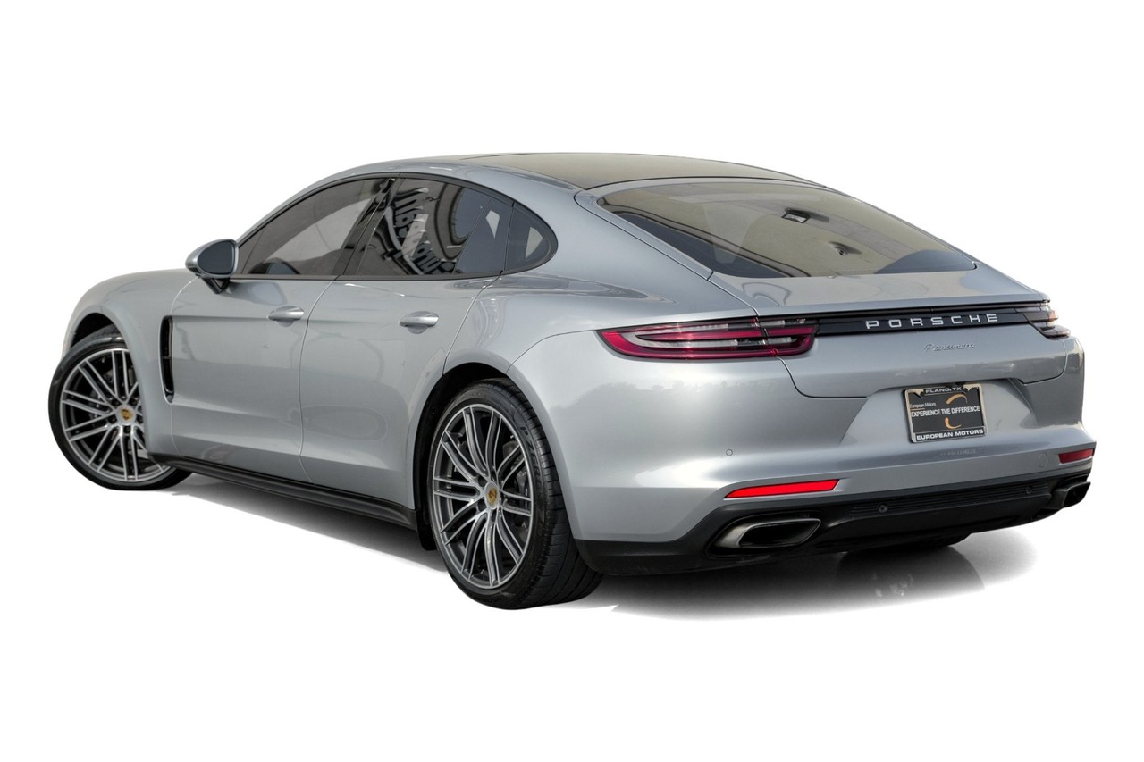 Porsche Panamera Vehicle Main Gallery Image 10
