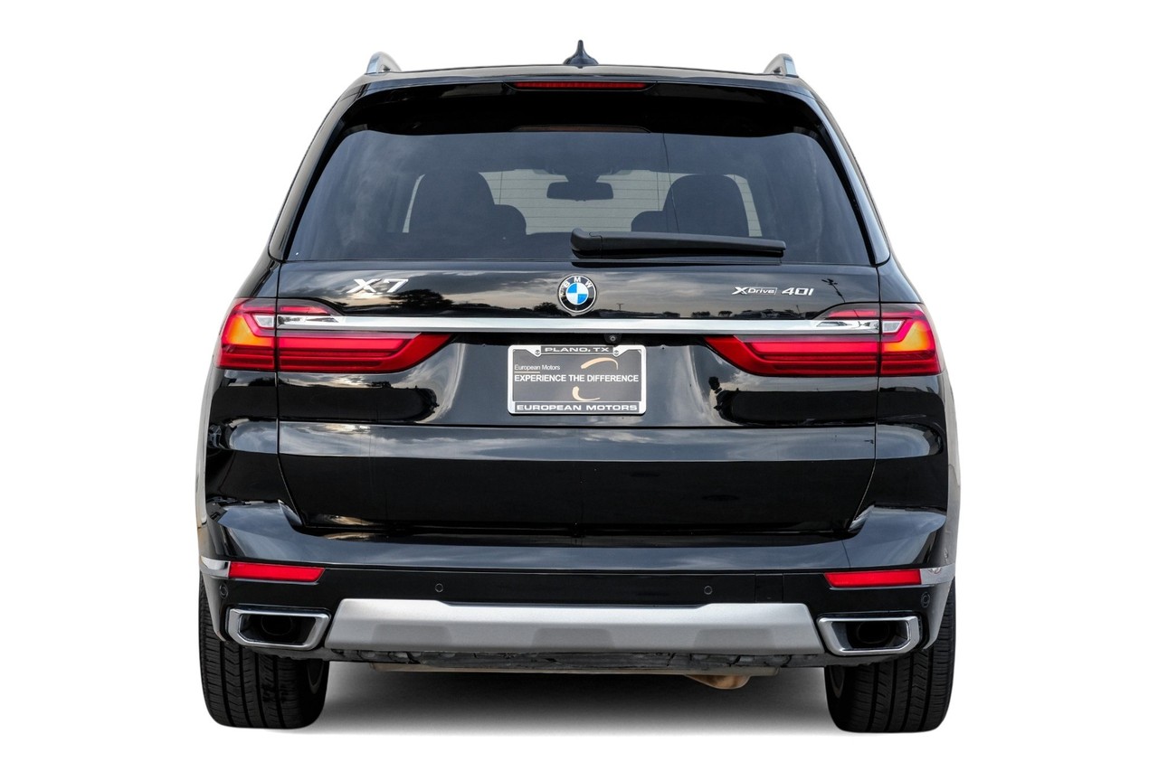 BMW X7 Vehicle Main Gallery Image 10