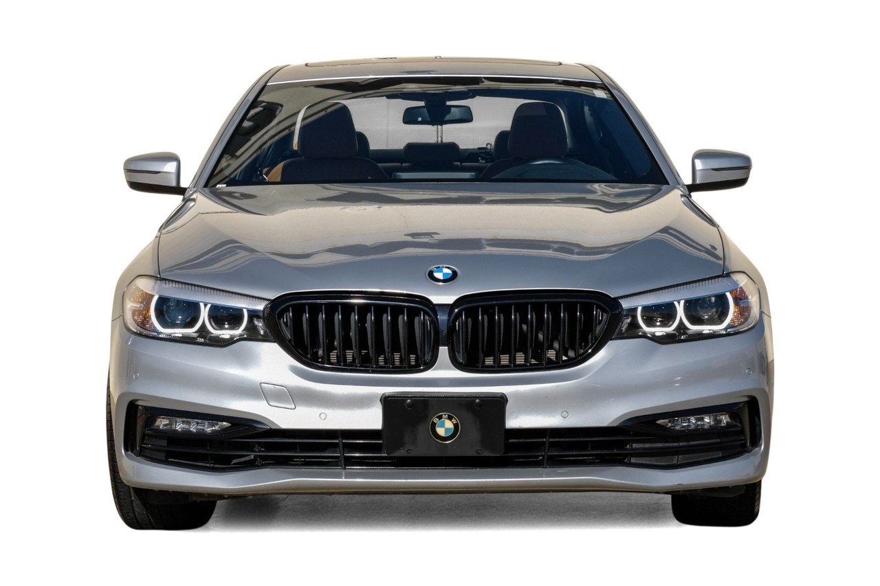 BMW 5 Series Vehicle Main Gallery Image 06