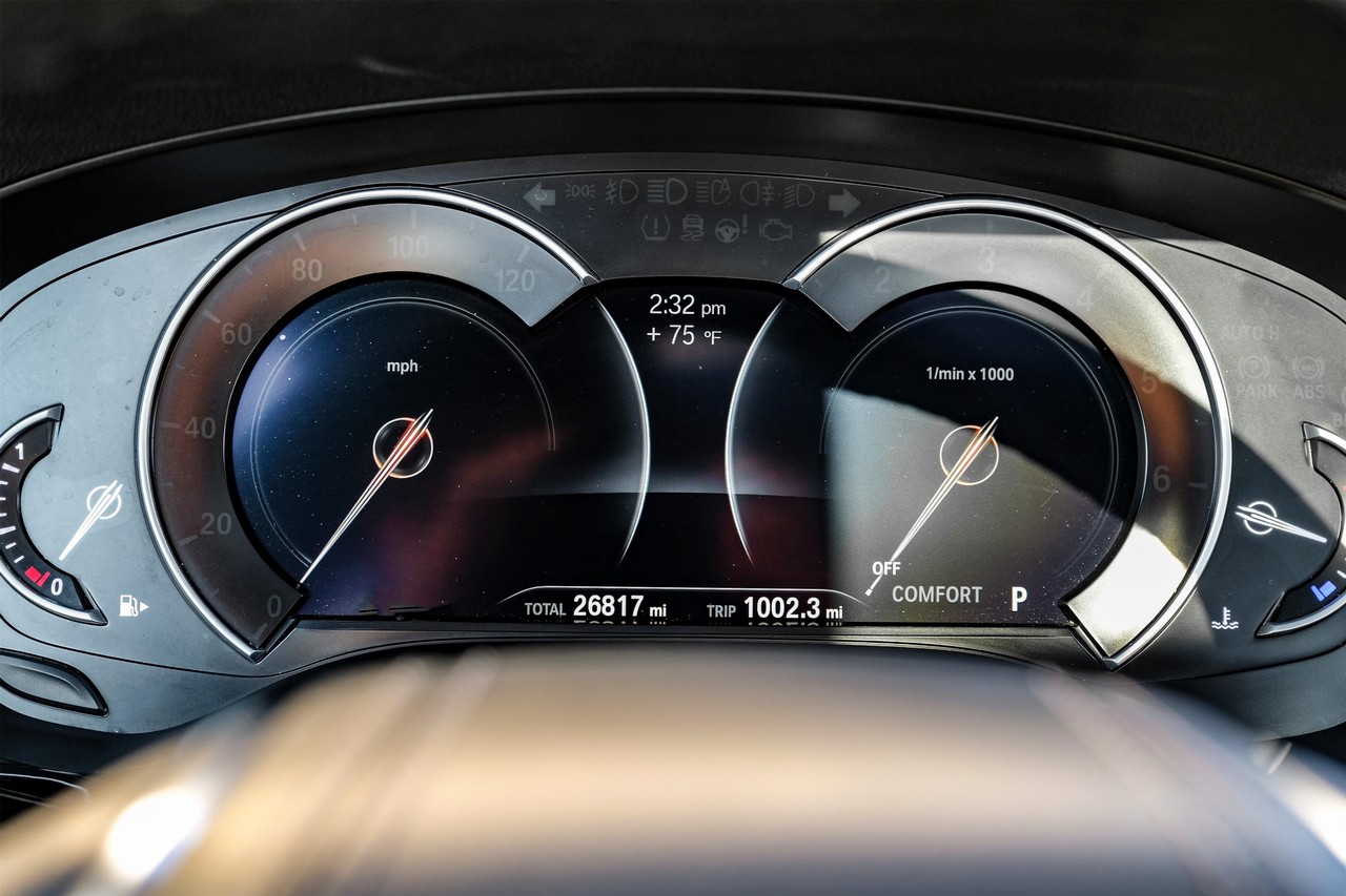 BMW 5 Series Vehicle Main Gallery Image 20