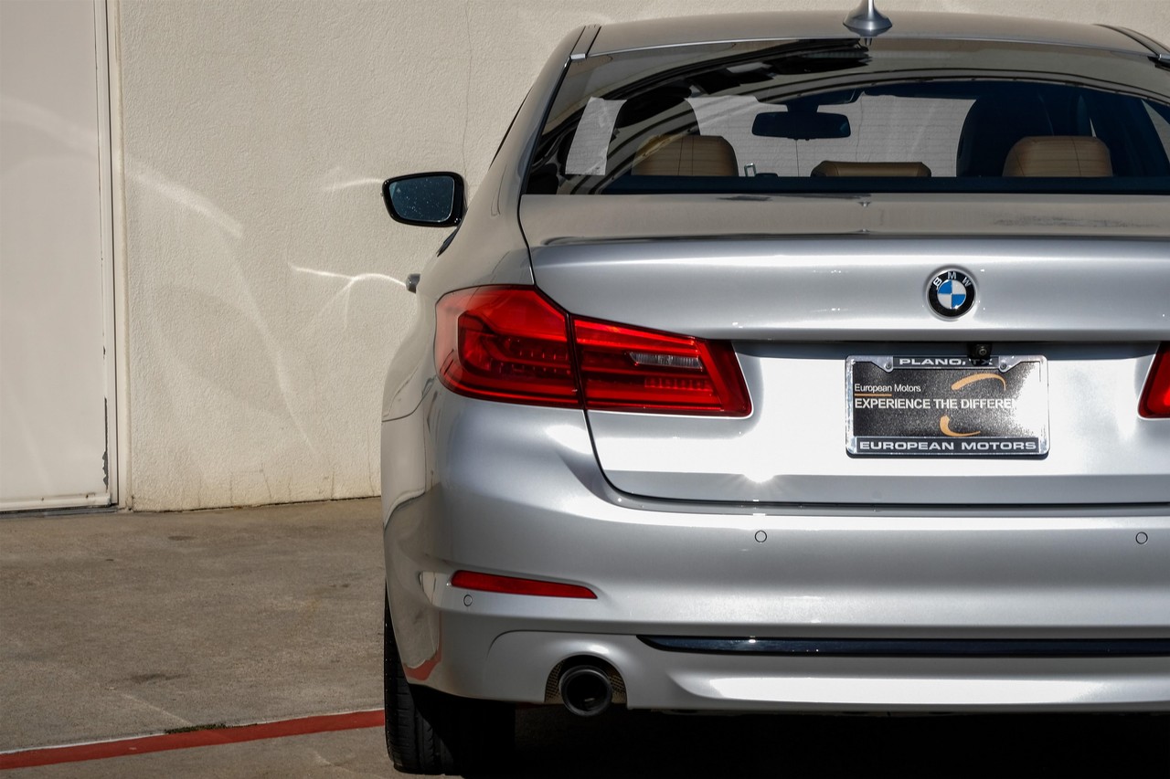 BMW 5 Series Vehicle Main Gallery Image 45