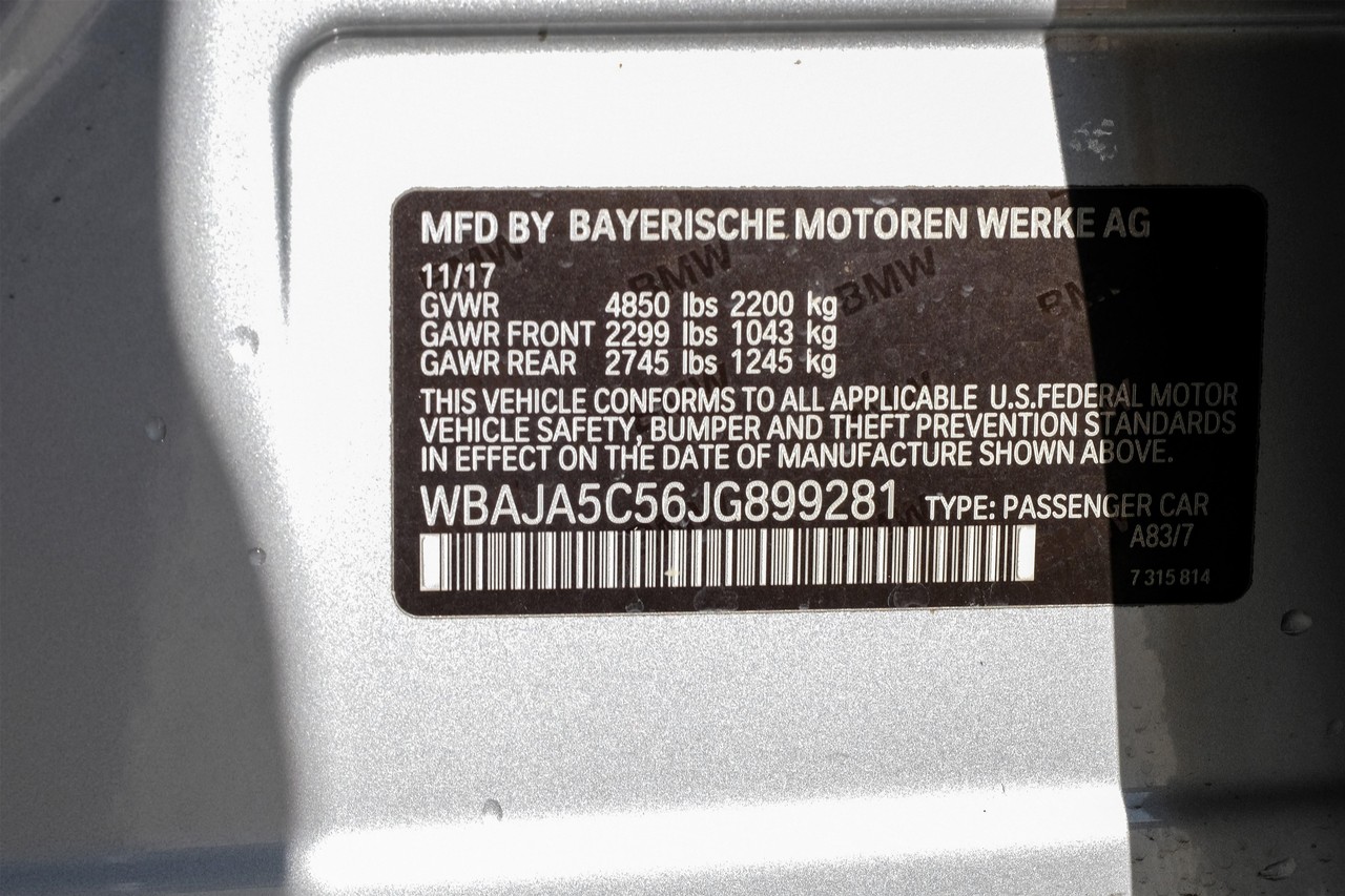 BMW 5 Series Vehicle Main Gallery Image 53