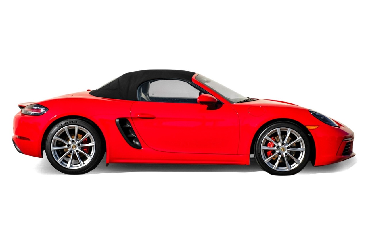 Porsche 718 Boxster Vehicle Main Gallery Image 07