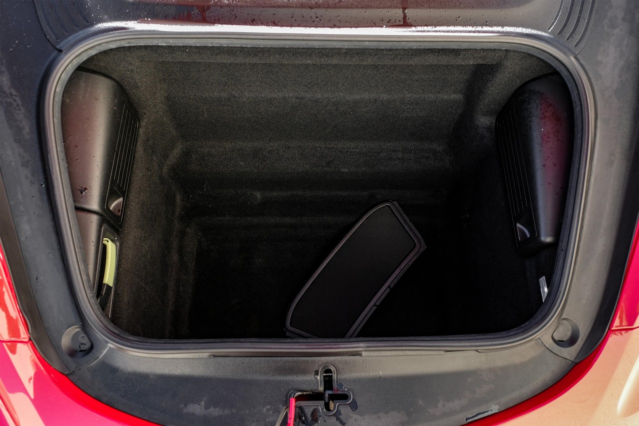 Porsche 718 Boxster Vehicle Main Gallery Image 37