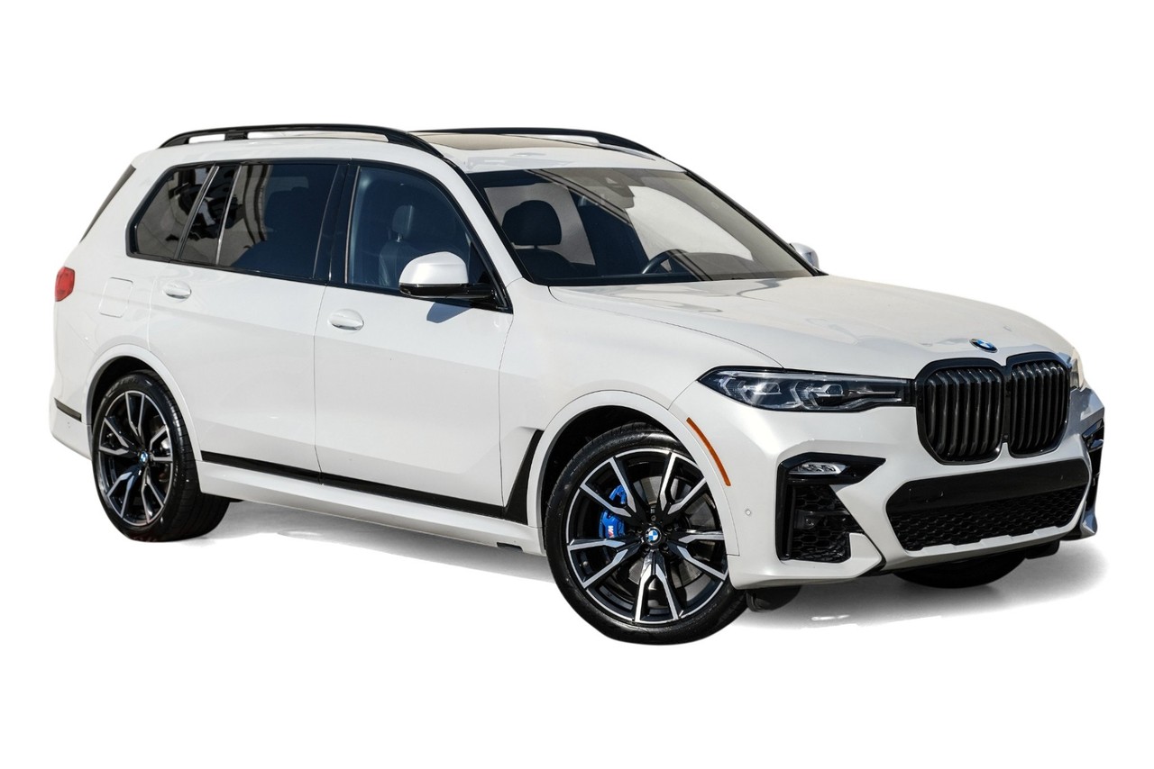 BMW X7 Vehicle Main Gallery Image 07