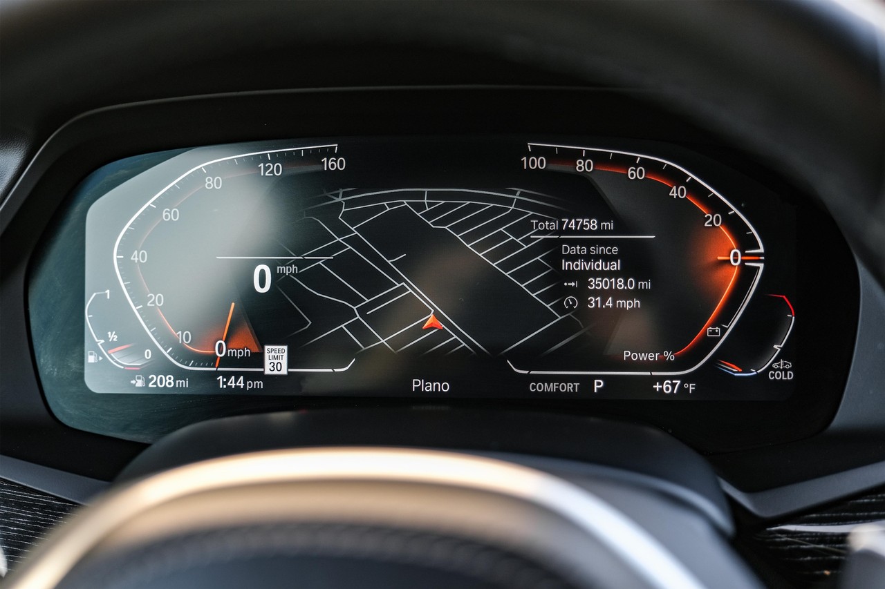 BMW X7 Vehicle Main Gallery Image 19