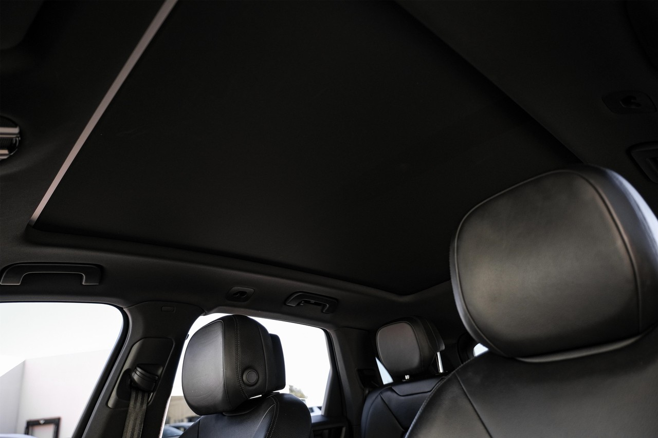 2020 Porsche Cayenne Base photo 3