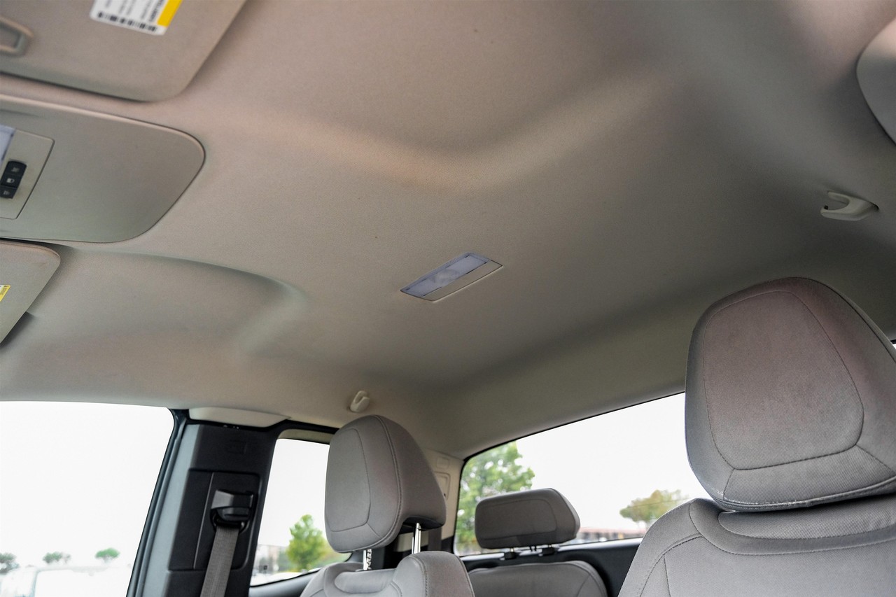 GMC Canyon Vehicle Main Gallery Image 29