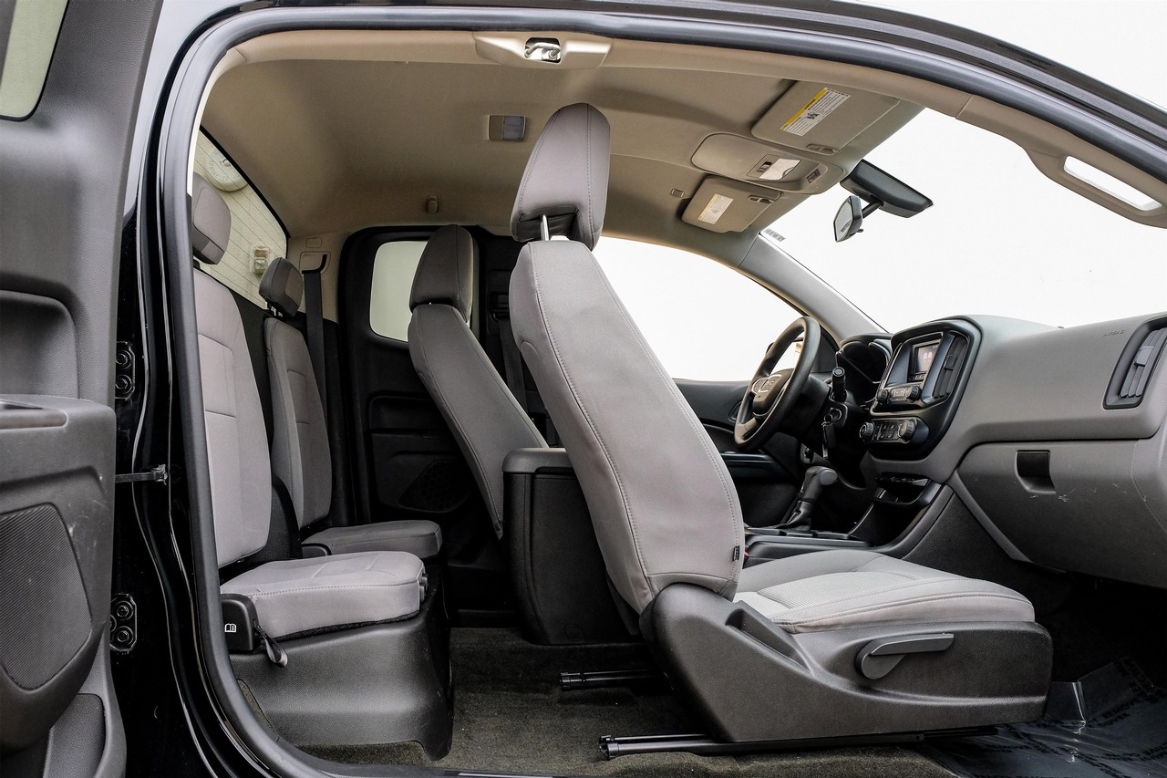 GMC Canyon Vehicle Main Gallery Image 34