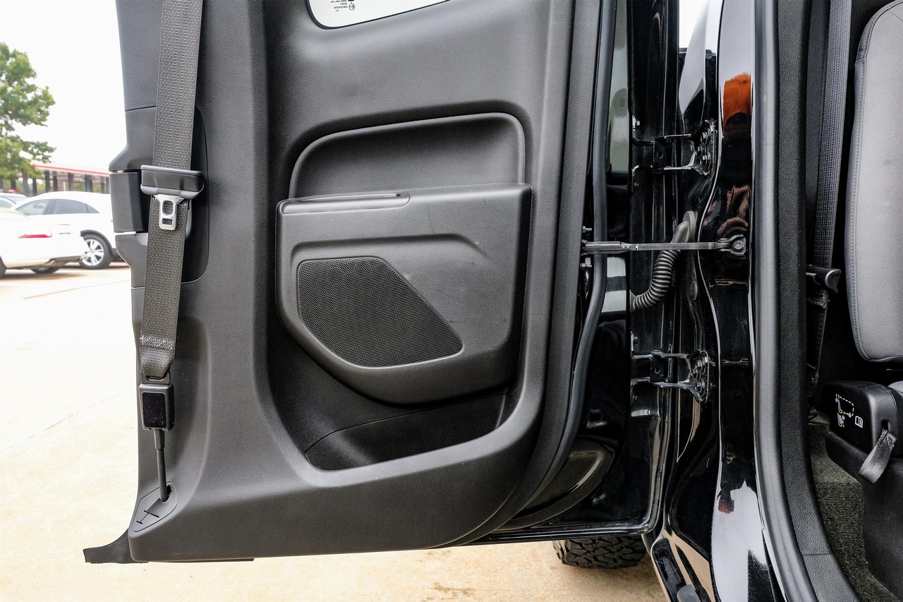 GMC Canyon Vehicle Main Gallery Image 43