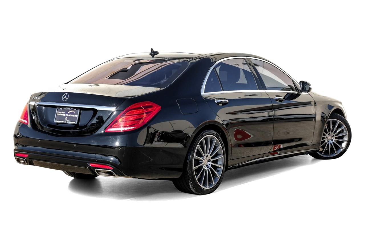 Mercedes-Benz S-Class Vehicle Main Gallery Image 09