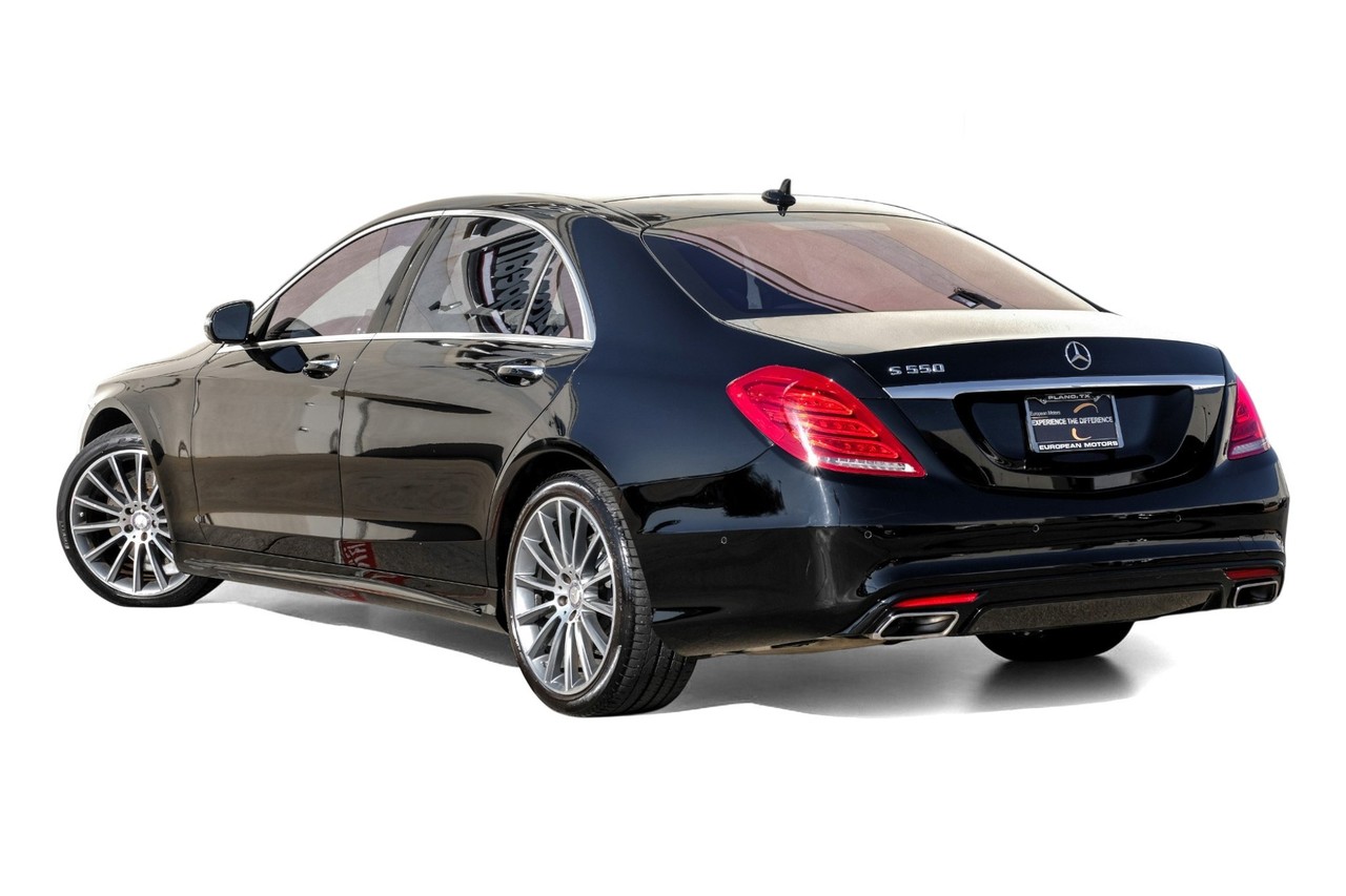 Mercedes-Benz S-Class Vehicle Main Gallery Image 11