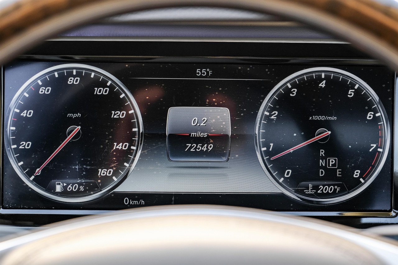 Mercedes-Benz S-Class Vehicle Main Gallery Image 19