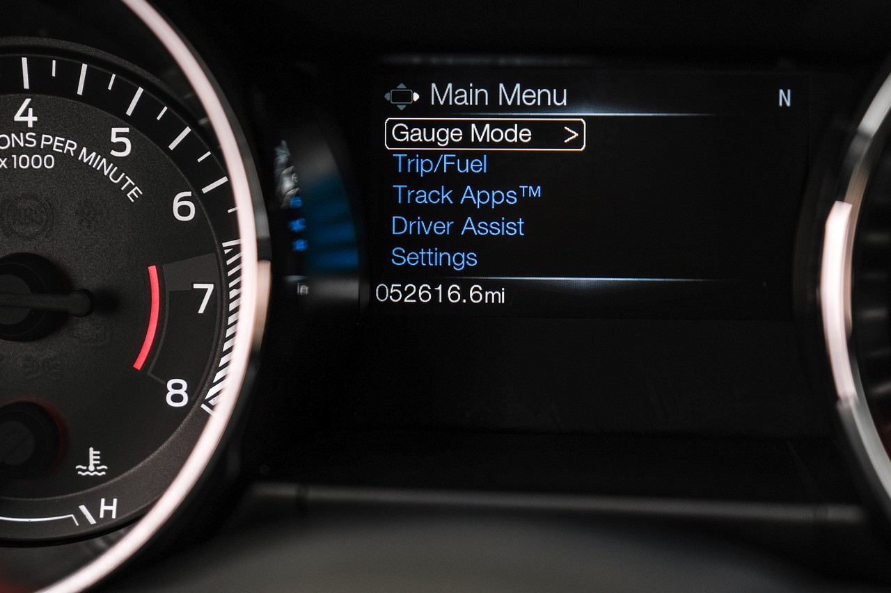 Ford Mustang Vehicle Main Gallery Image 18