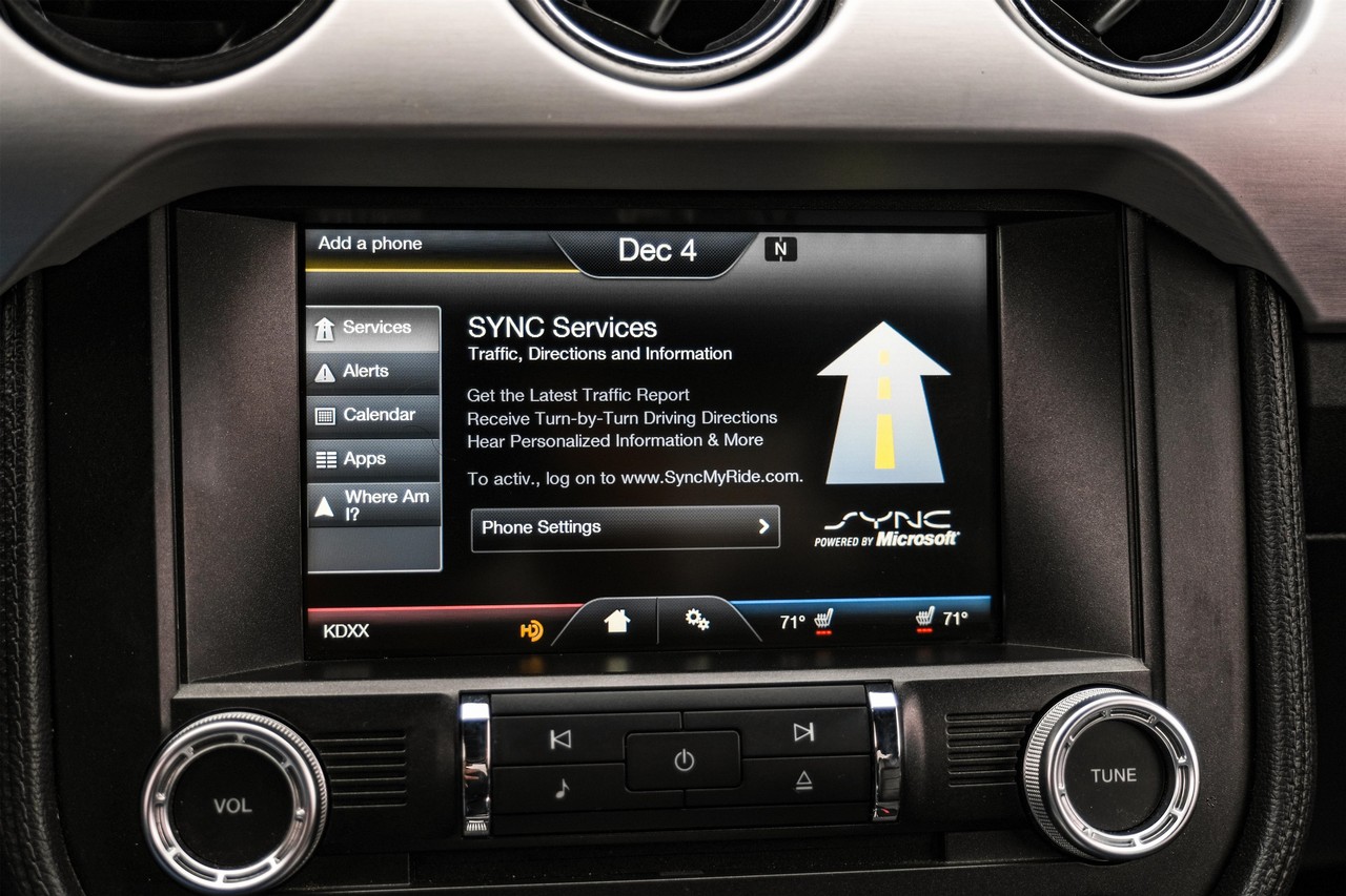 Ford Mustang Vehicle Main Gallery Image 29