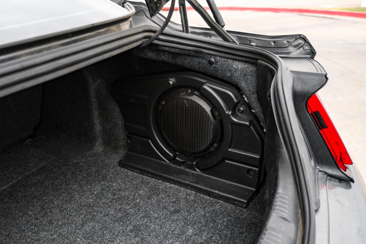 Ford Mustang Vehicle Main Gallery Image 46