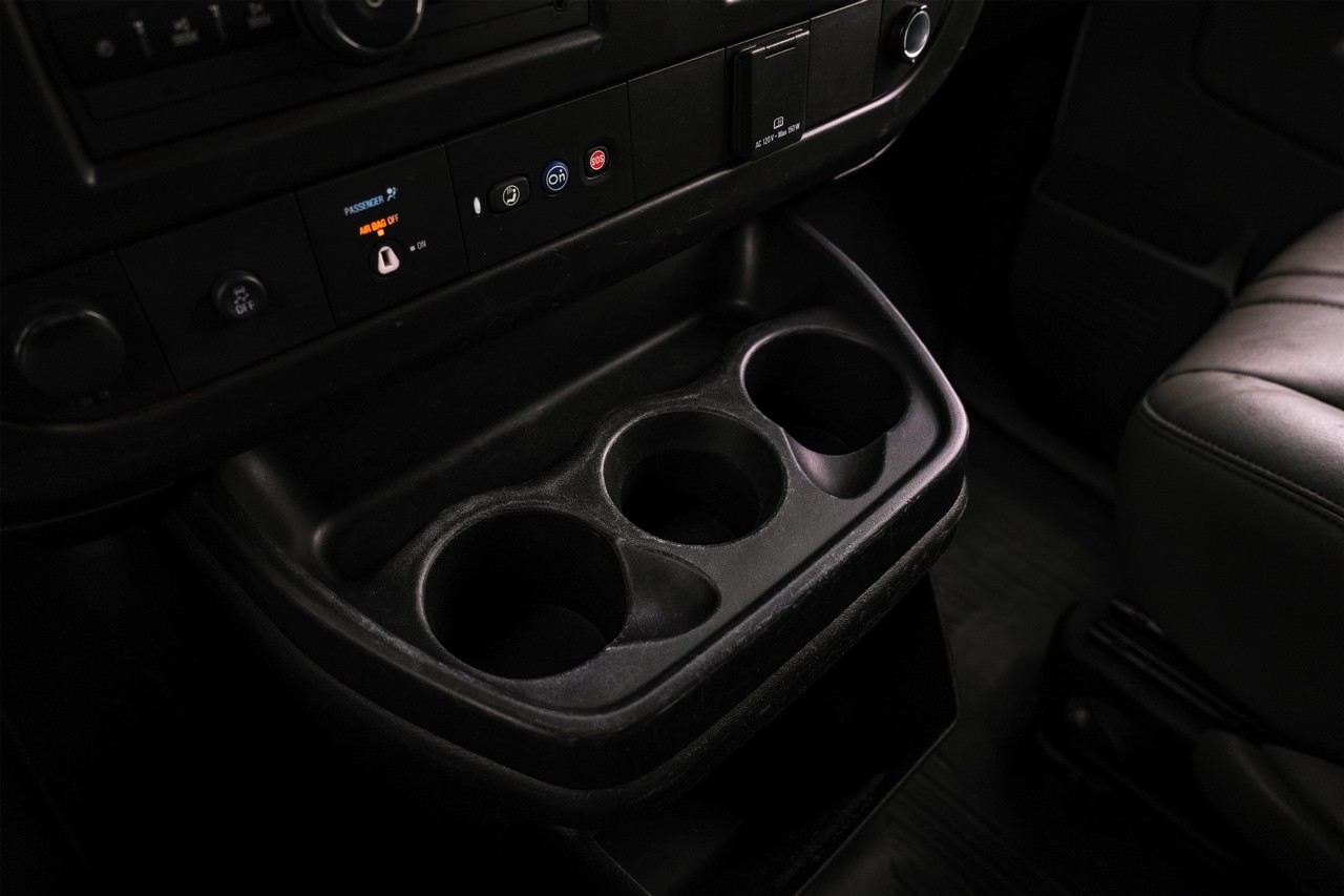 Chevrolet Express Cargo Van Vehicle Main Gallery Image 19