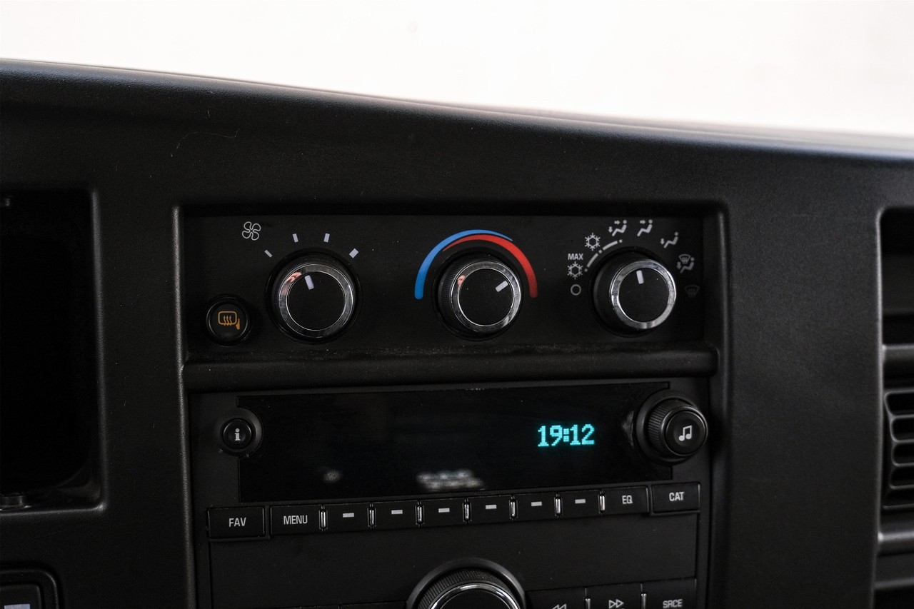 Chevrolet Express Cargo Van Vehicle Main Gallery Image 20