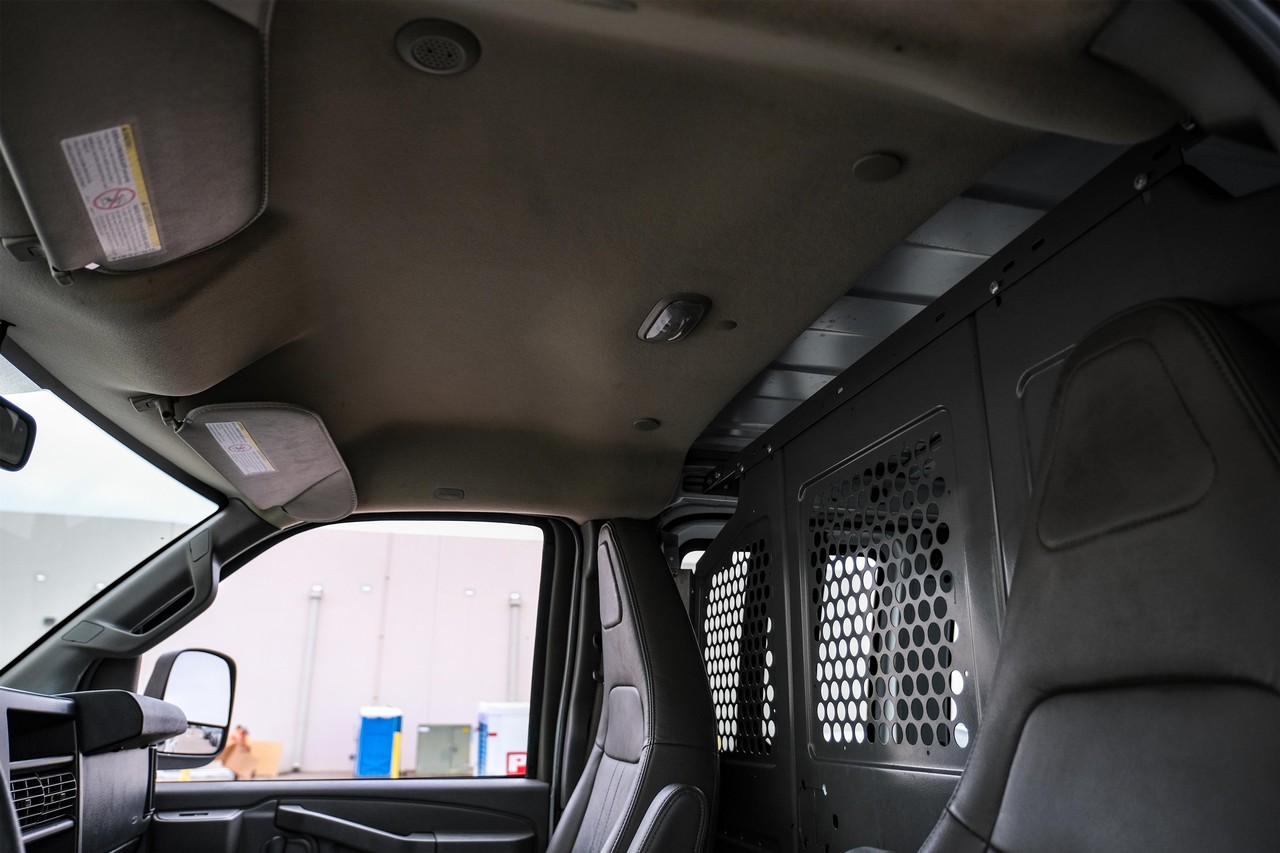 Chevrolet Express Cargo Van Vehicle Main Gallery Image 23