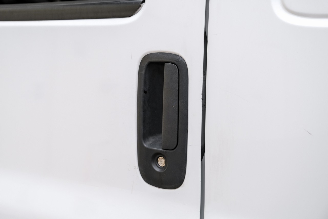 Chevrolet Express Cargo Van Vehicle Main Gallery Image 26