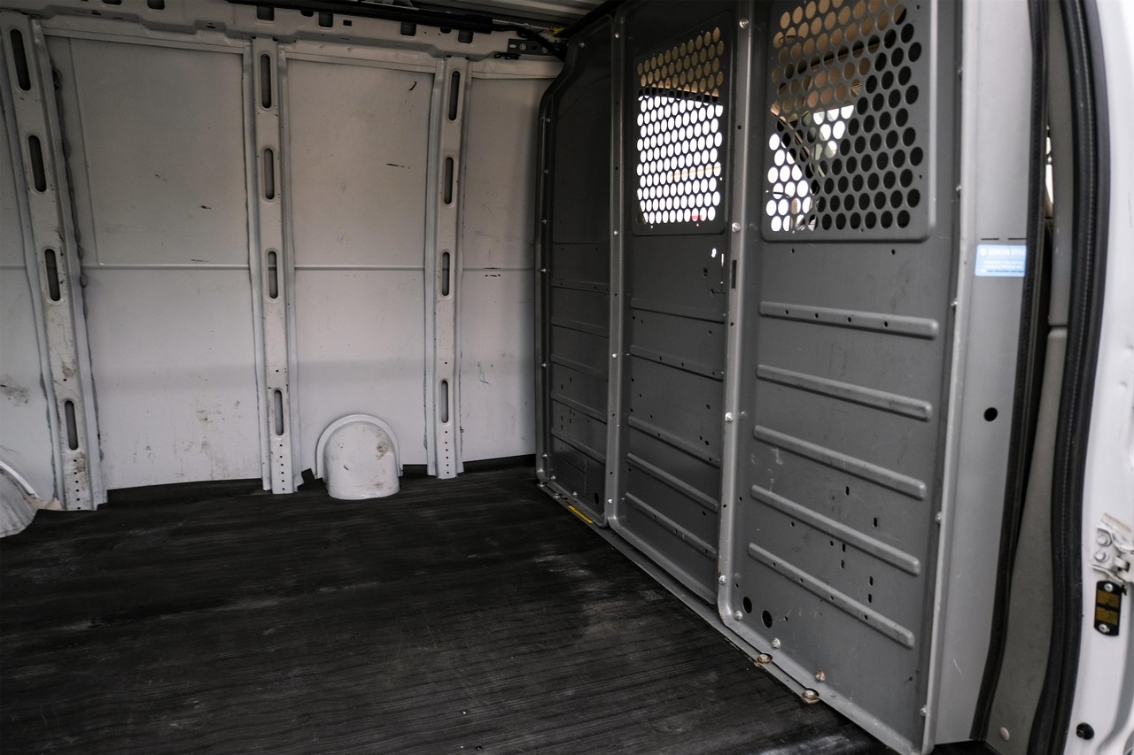 Chevrolet Express Cargo Van Vehicle Main Gallery Image 35