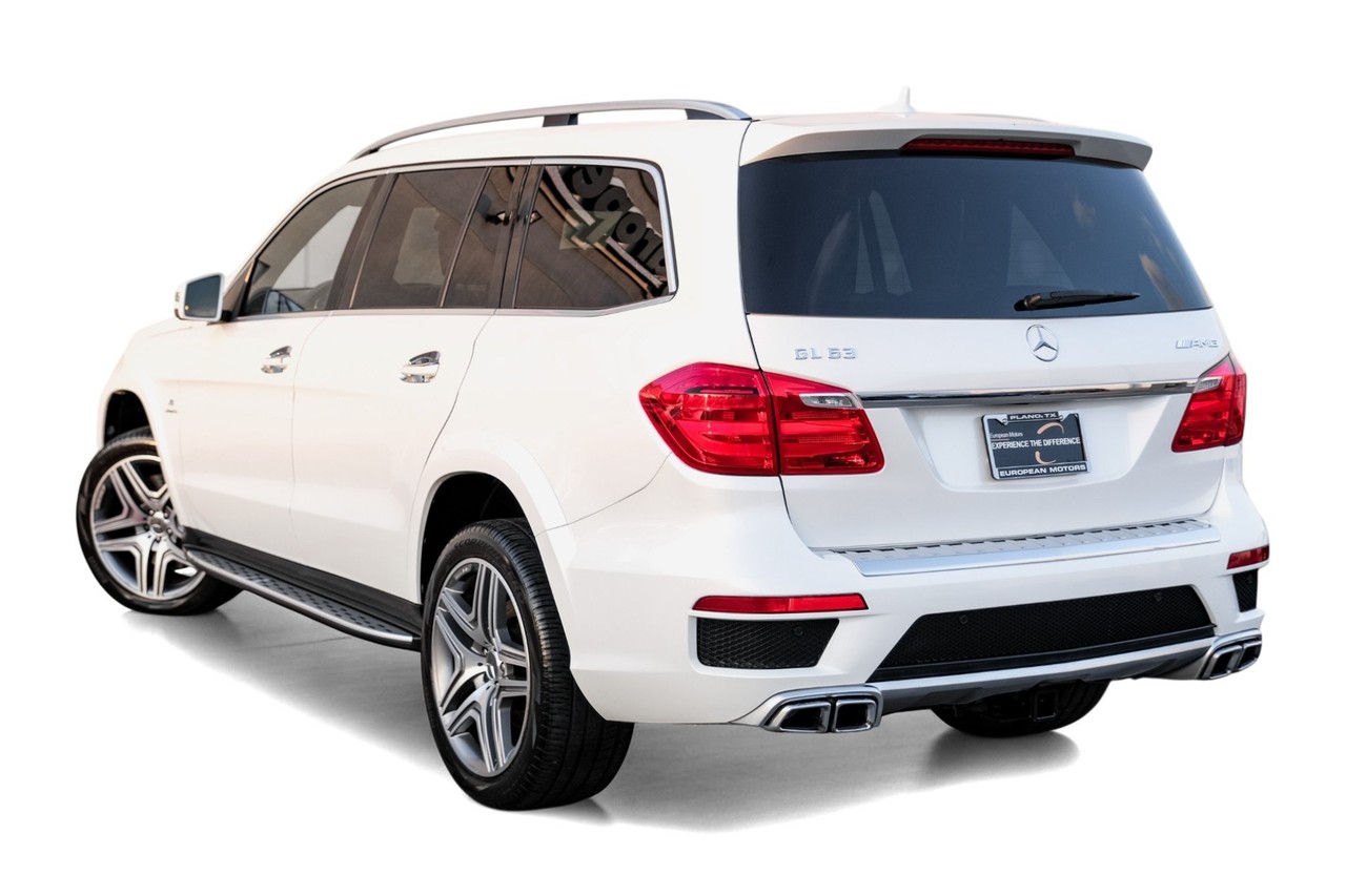 Mercedes-Benz GL-Class Vehicle Main Gallery Image 11