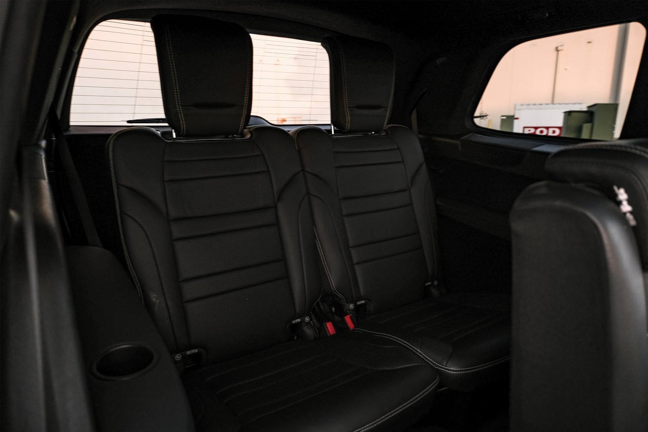 Mercedes-Benz GL-Class Vehicle Main Gallery Image 38