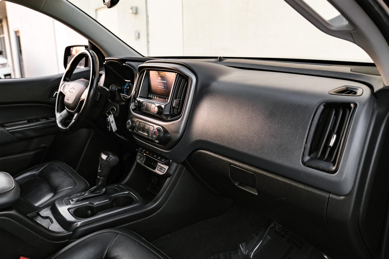 Chevrolet Colorado Vehicle Main Gallery Image 12
