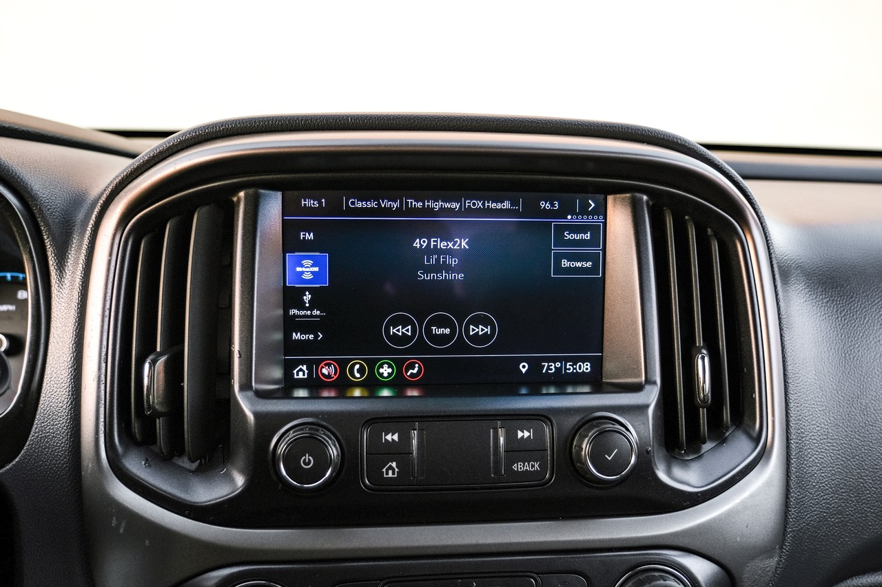 Chevrolet Colorado Vehicle Main Gallery Image 24