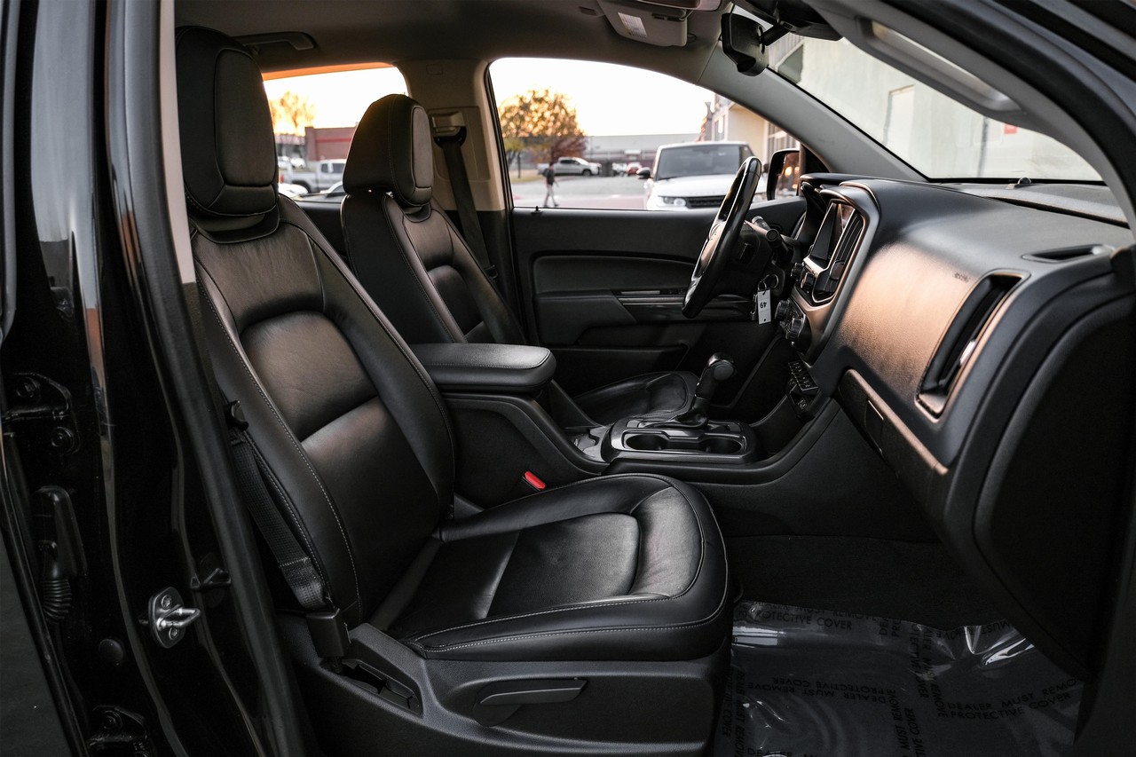 Chevrolet Colorado Vehicle Main Gallery Image 30