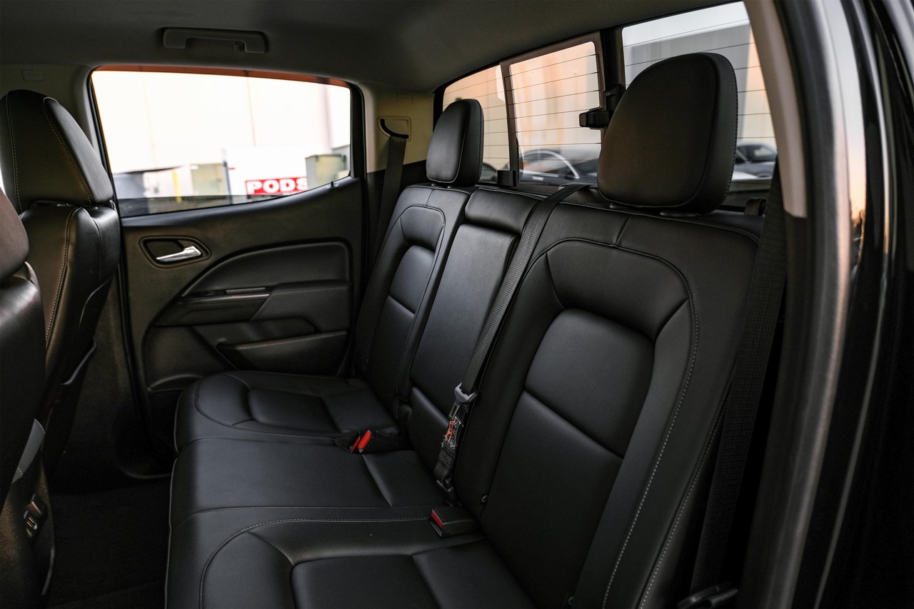 Chevrolet Colorado Vehicle Main Gallery Image 35