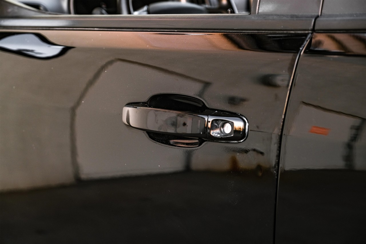 Chevrolet Colorado Vehicle Main Gallery Image 36