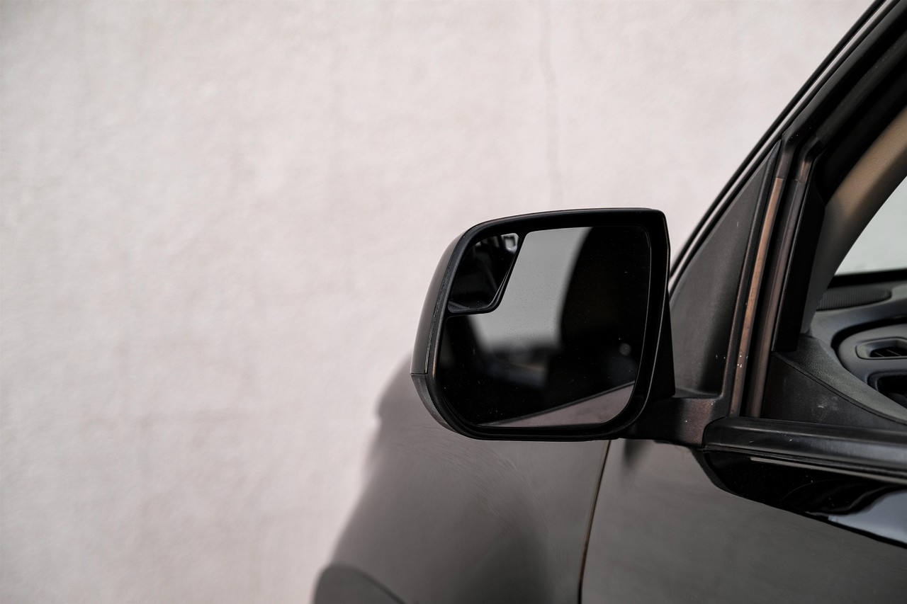 Chevrolet Colorado Vehicle Main Gallery Image 37