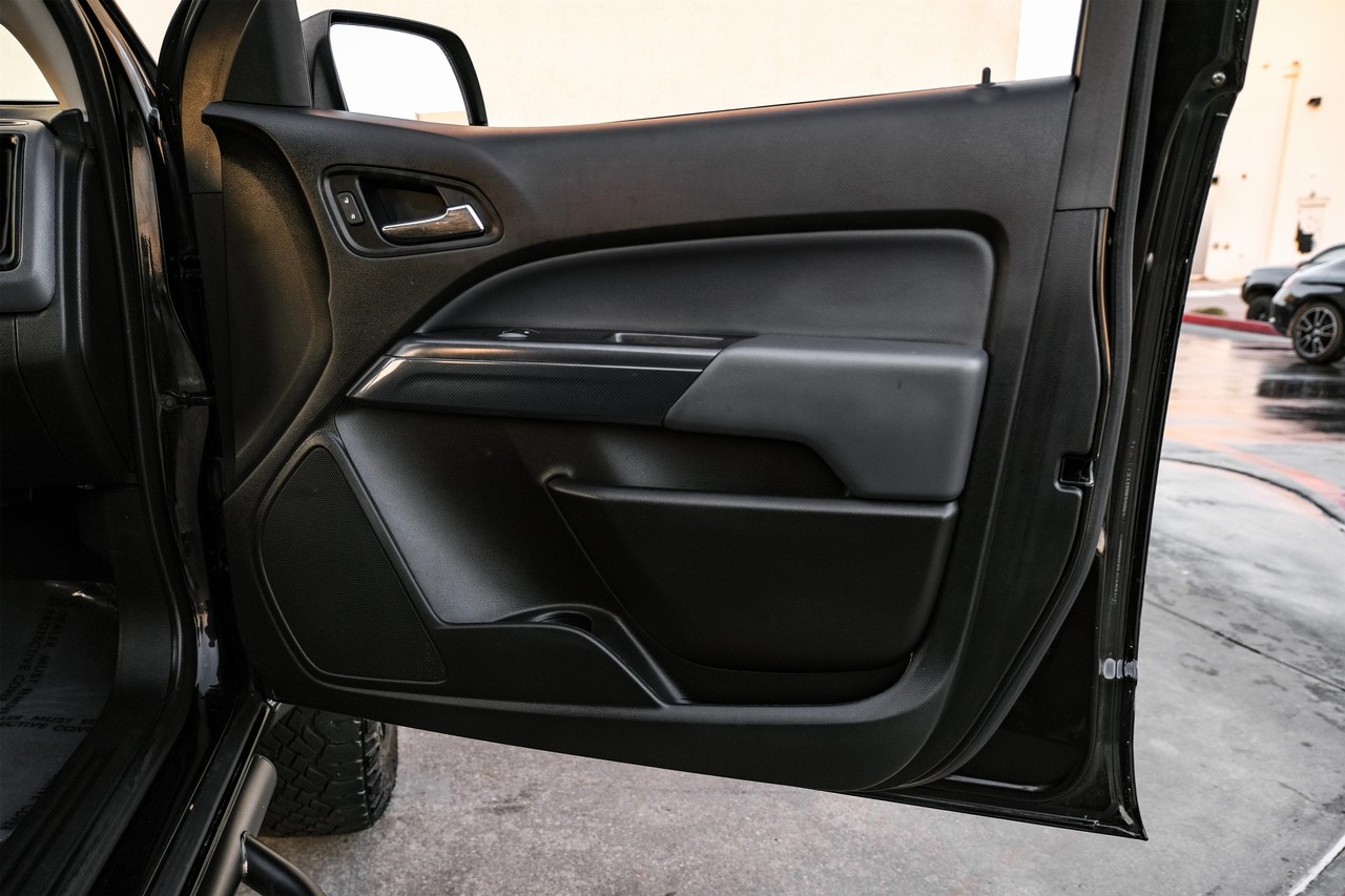 Chevrolet Colorado Vehicle Main Gallery Image 40