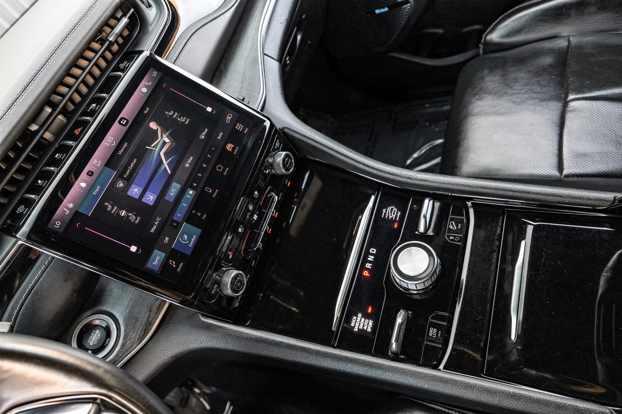 Jeep Grand Cherokee 4xe Vehicle Main Gallery Image 24